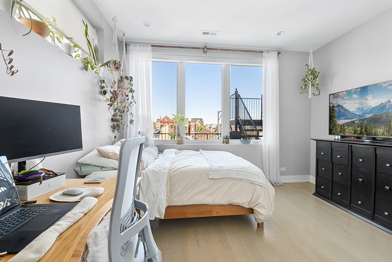 1756 W Cullerton Street Unit: 3