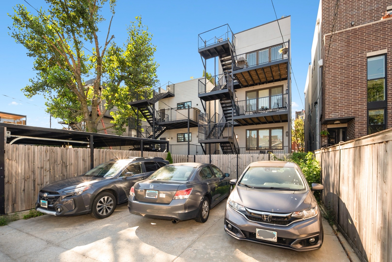 1756 W Cullerton Street Unit: 3