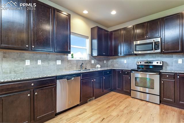 8198 Chasewood Loop