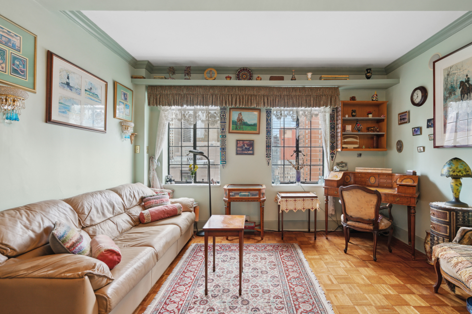 45 TUDOR CITY Place 1704