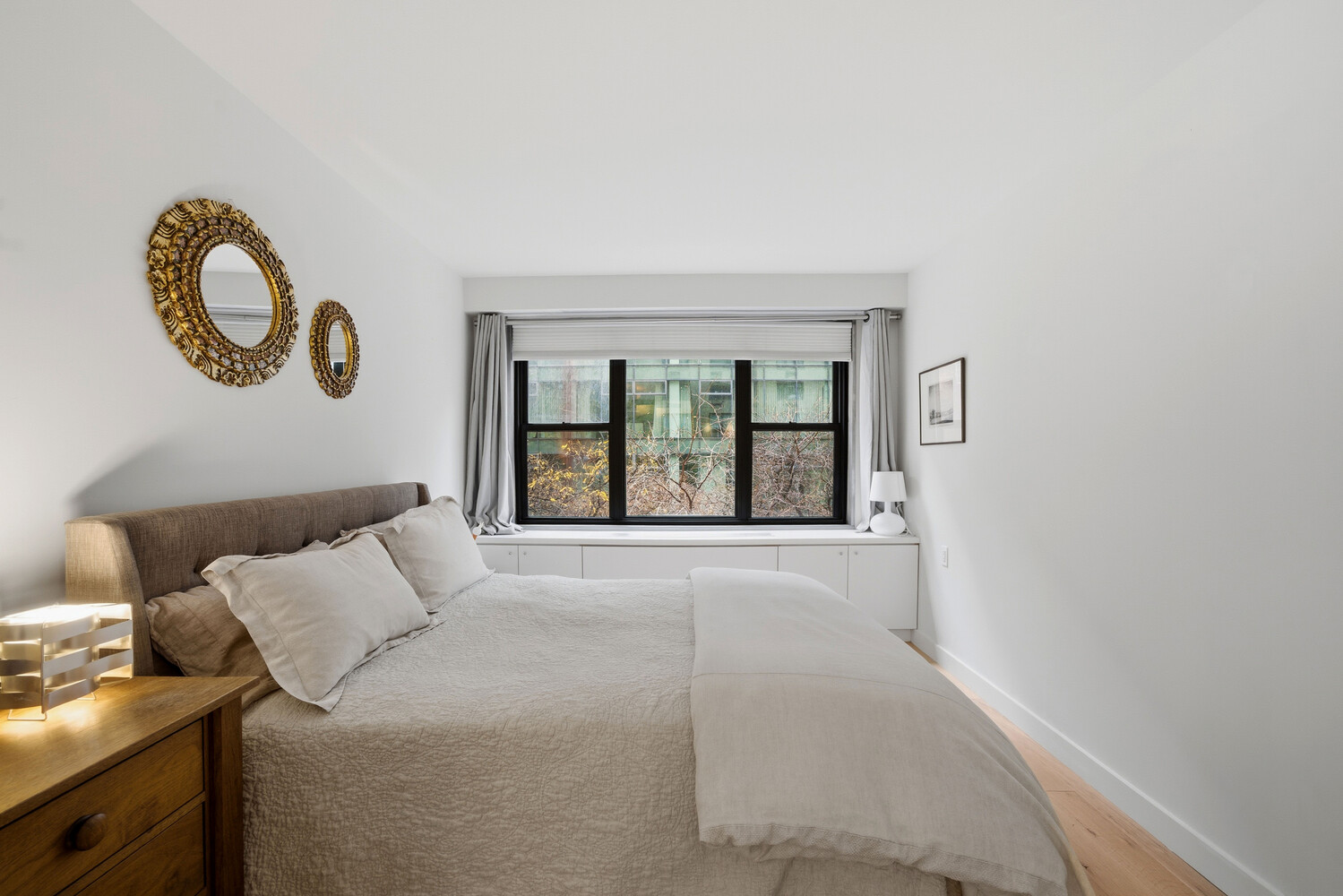 1065 PARK Avenue 3BC