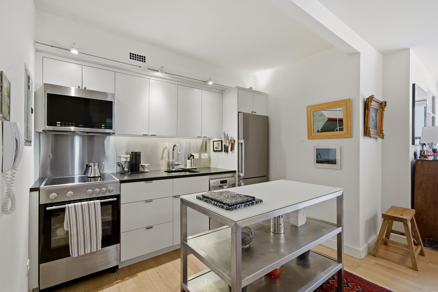 1065 PARK Avenue 3BC