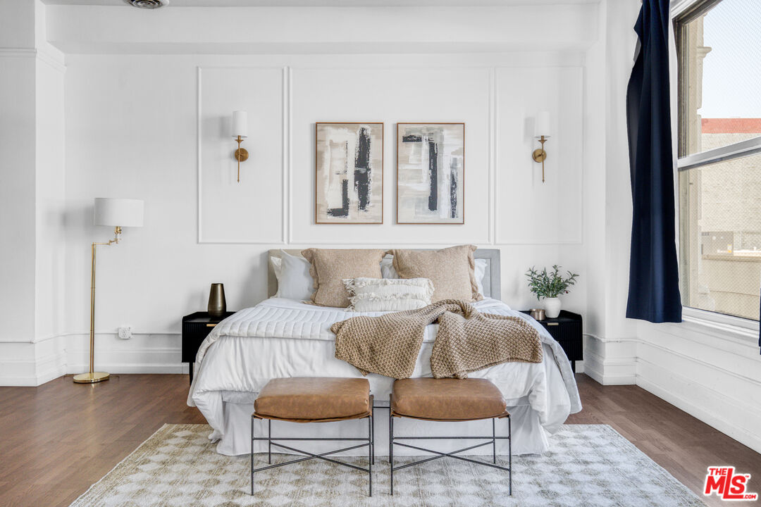 108 W 2nd St Unit: 213