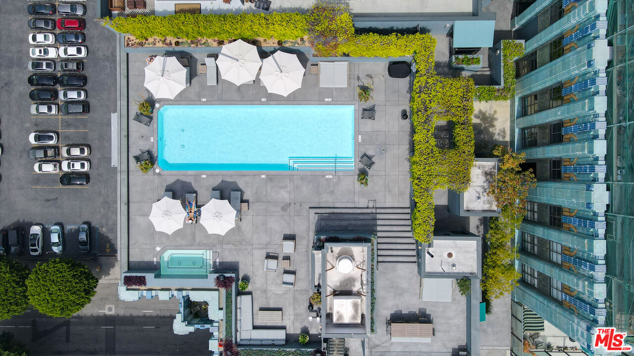 849 S Broadway Unit: 305