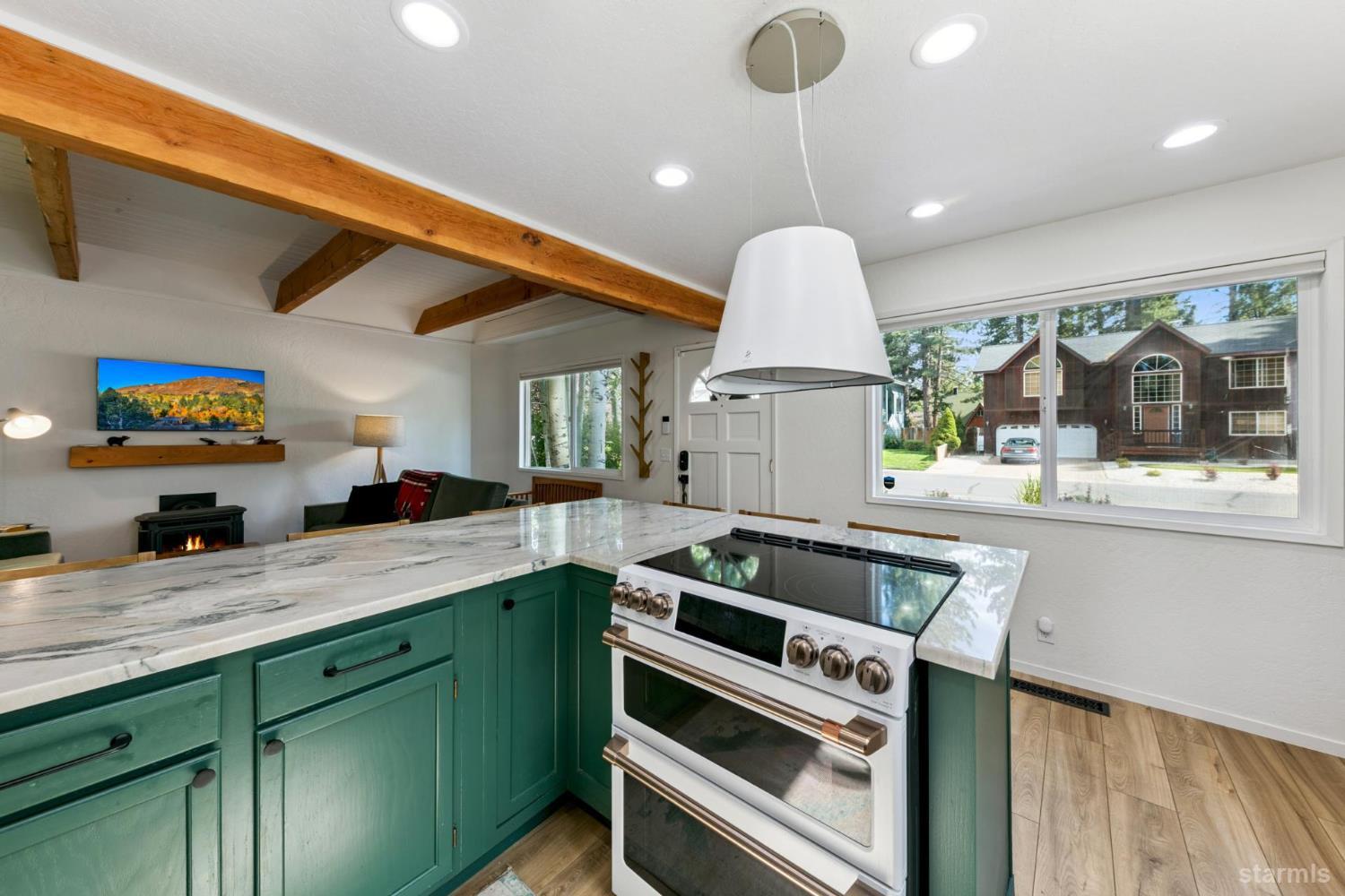 2913 Springwood Drive