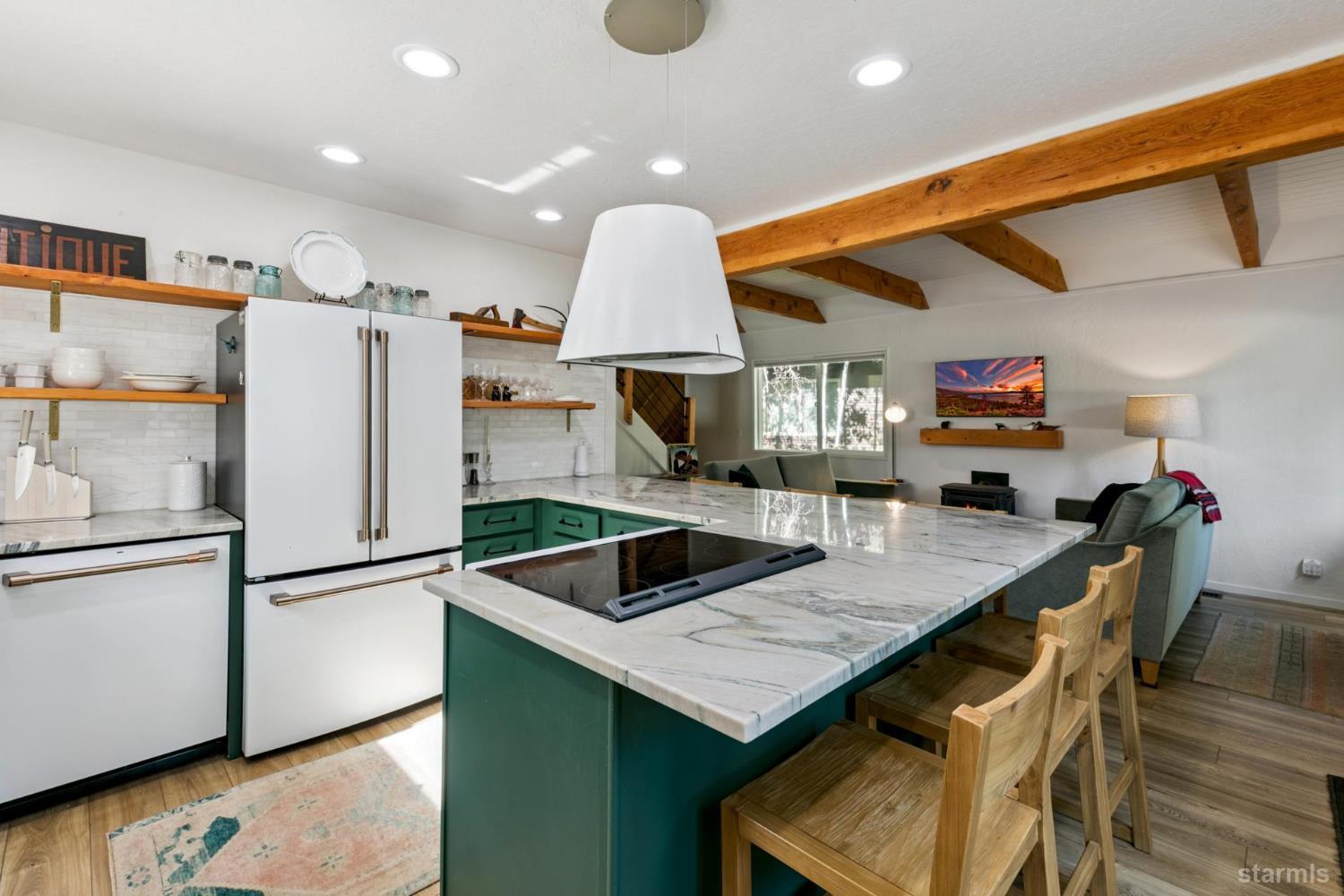 2913 Springwood Drive