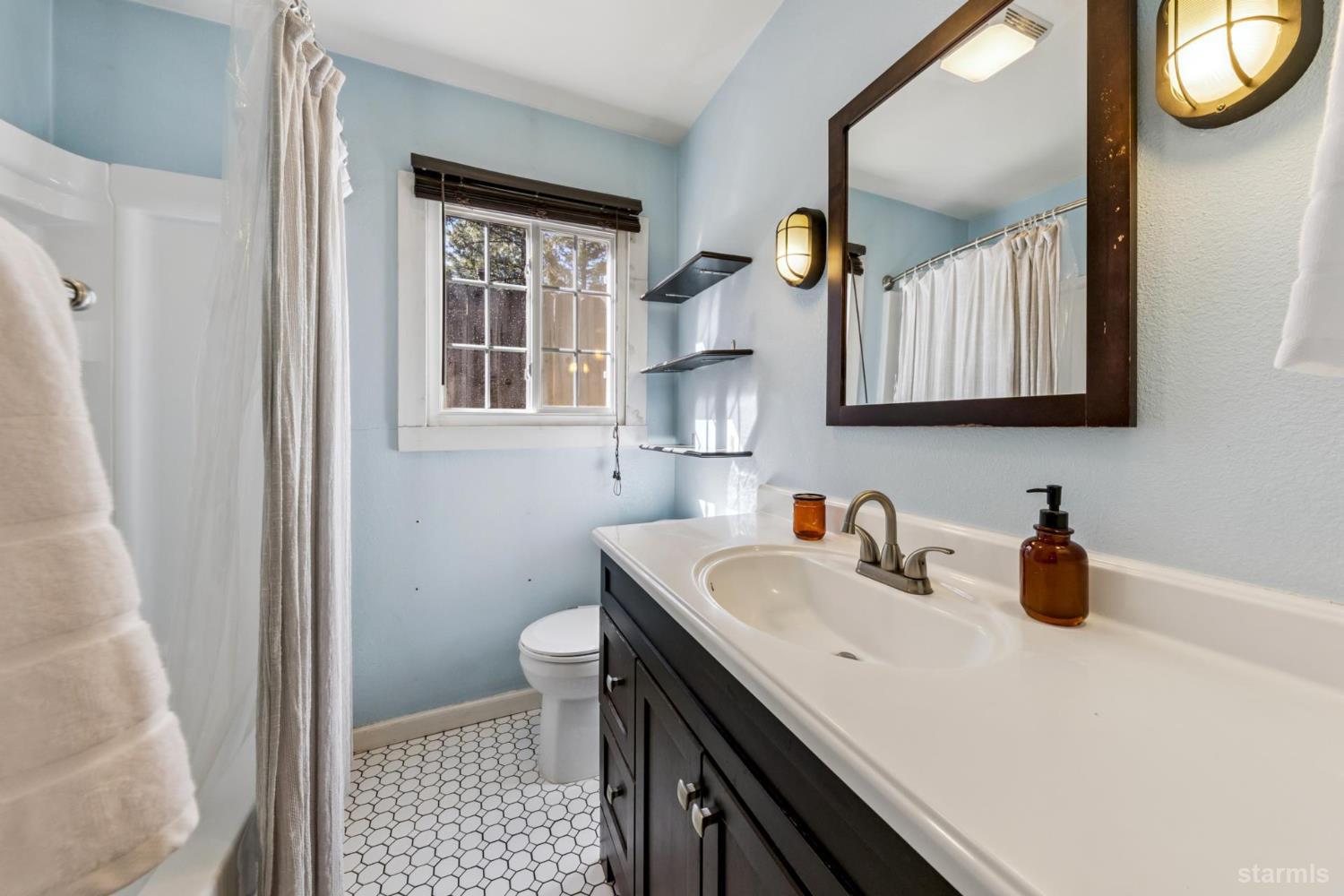 1320 Chinquapin Drive