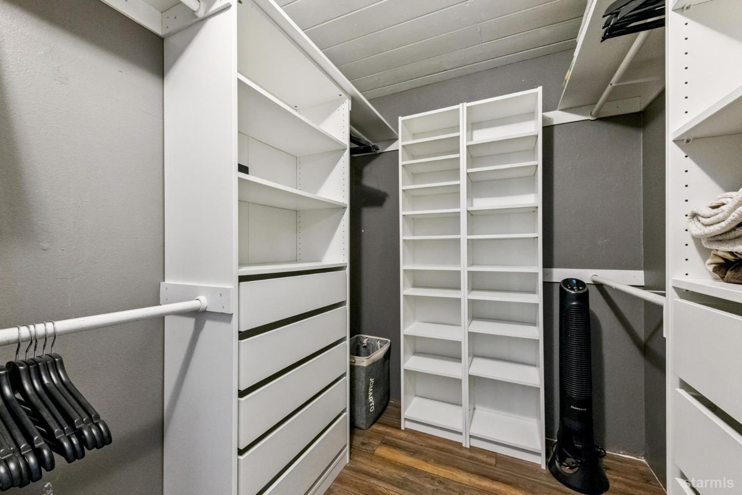 1320 Chinquapin Drive