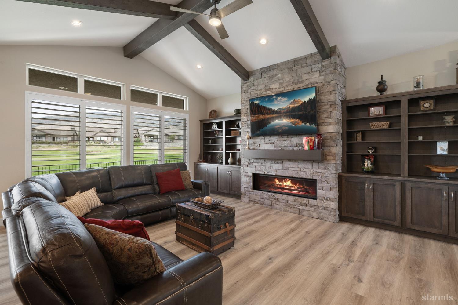 1567 White Hawk Lane