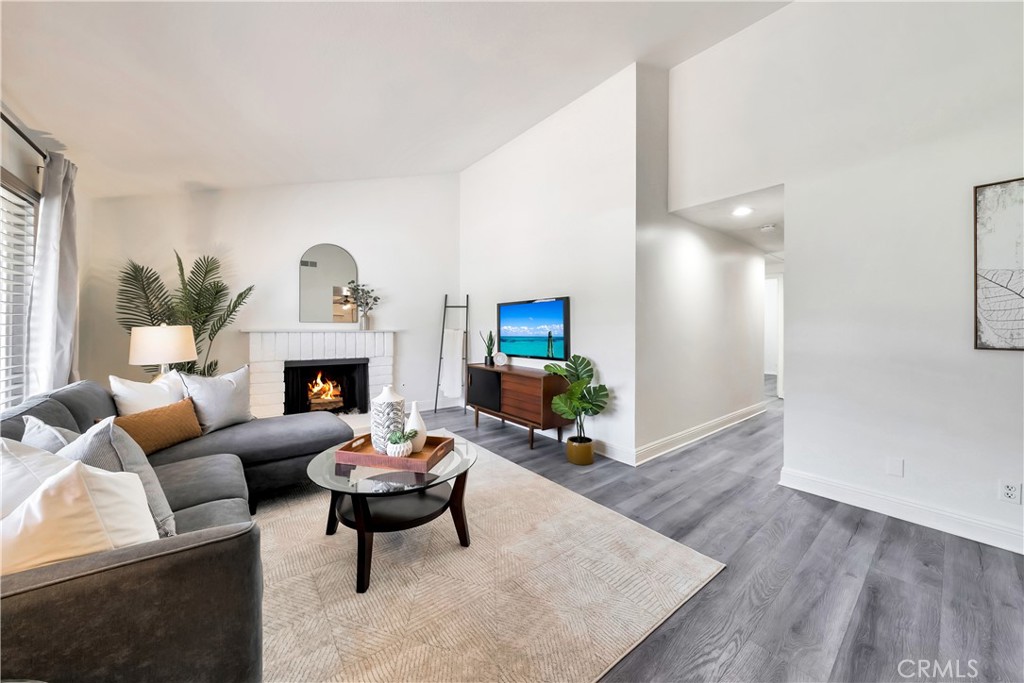 25401 Costeau Street