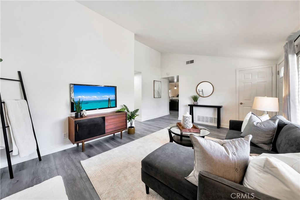 25401 Costeau Street