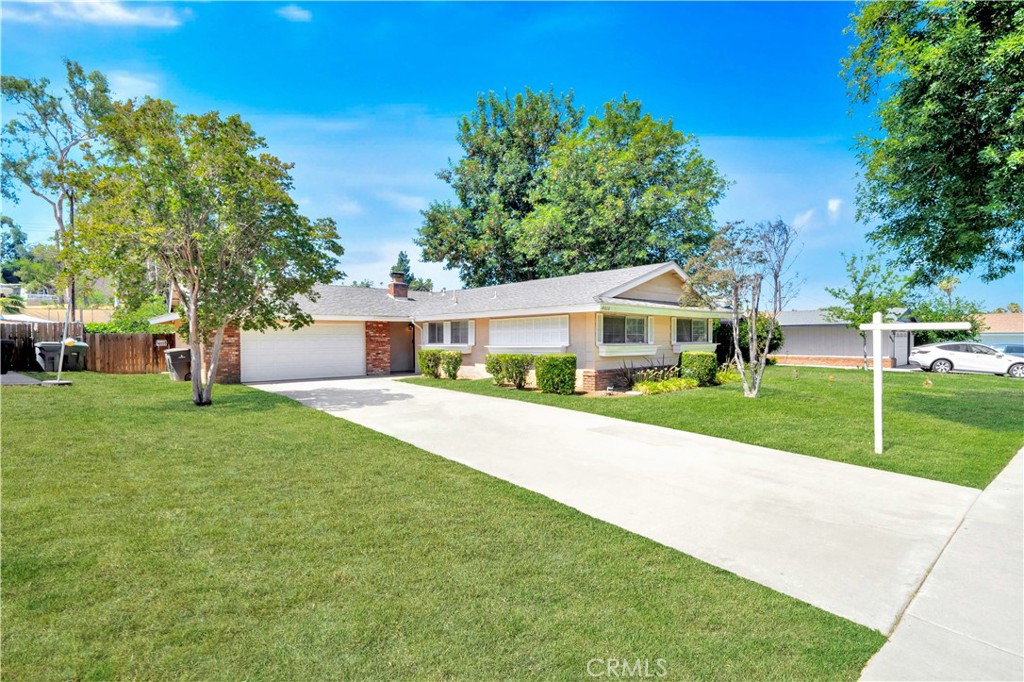 10020 Glenbrook Street