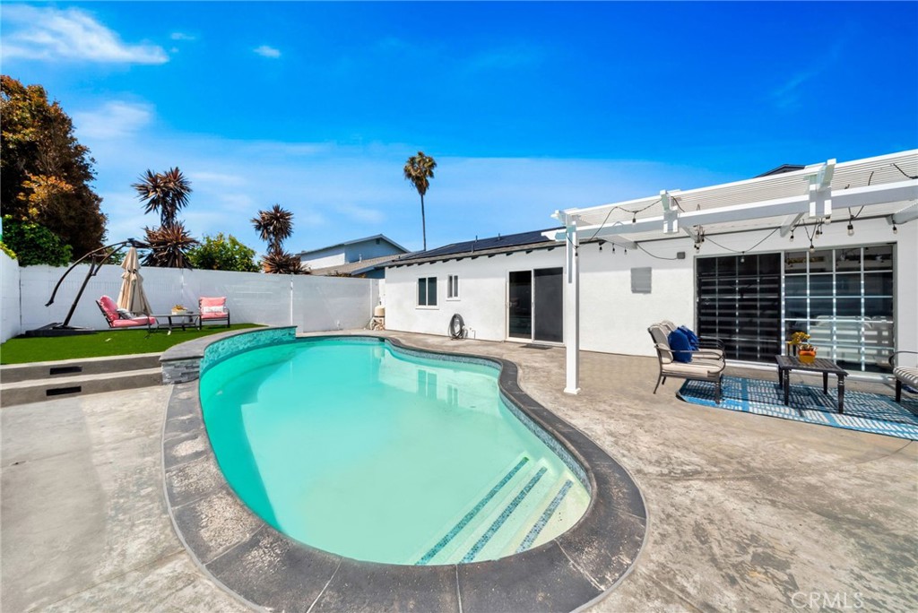 587 Traverse Drive
