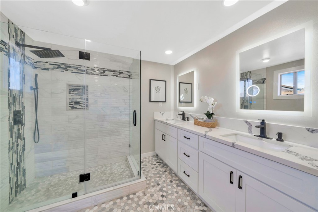 587 Traverse Drive