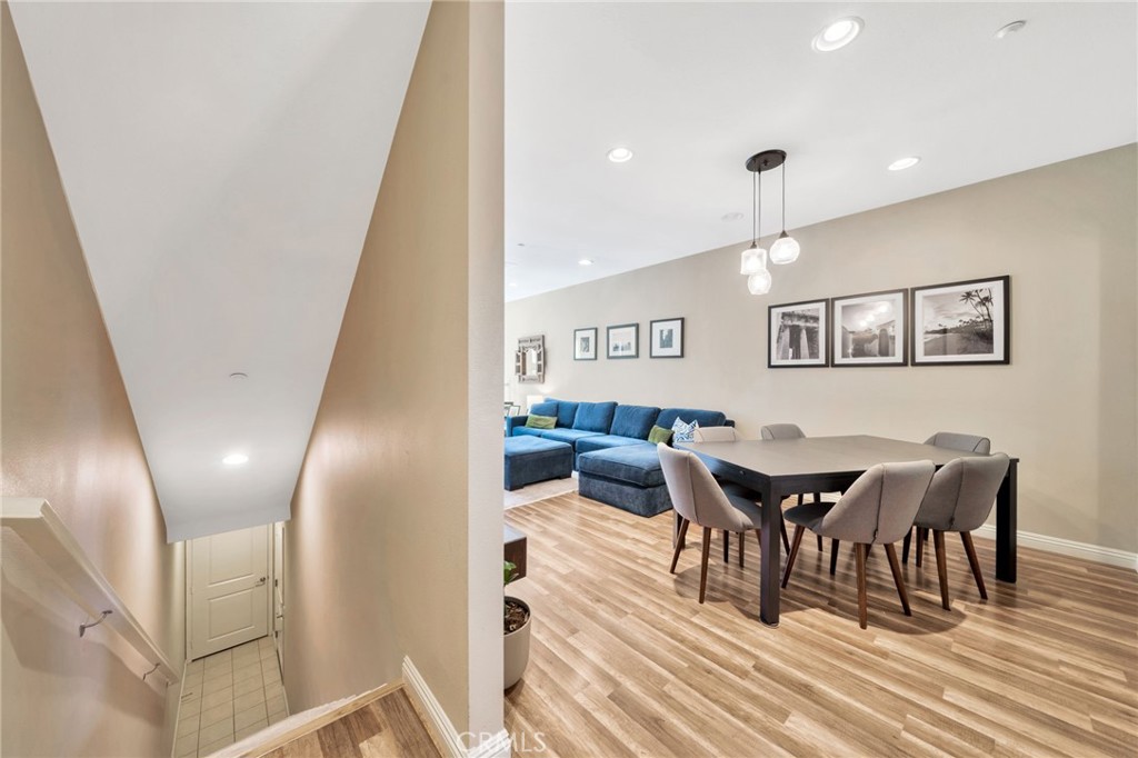 5325 Pacific Terrace 102