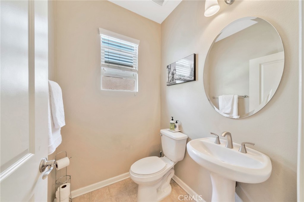 5325 Pacific Terrace 102