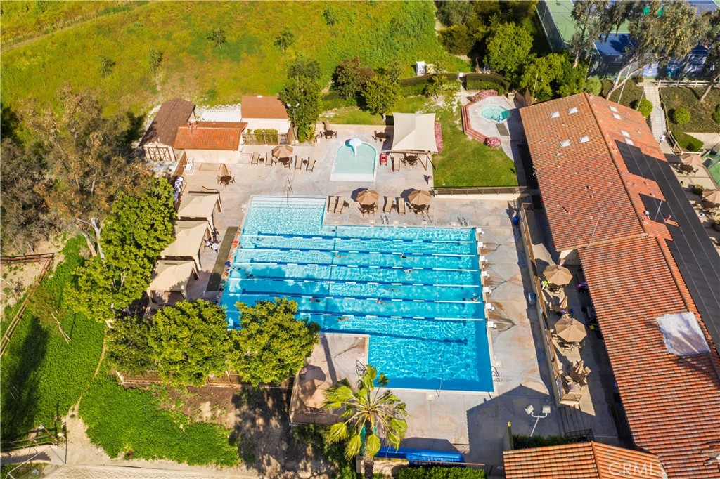 25512 Saddle Rock Place