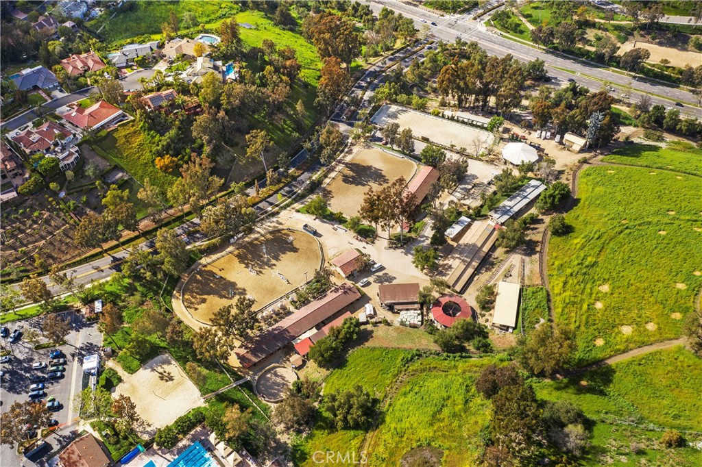 25512 Saddle Rock Place