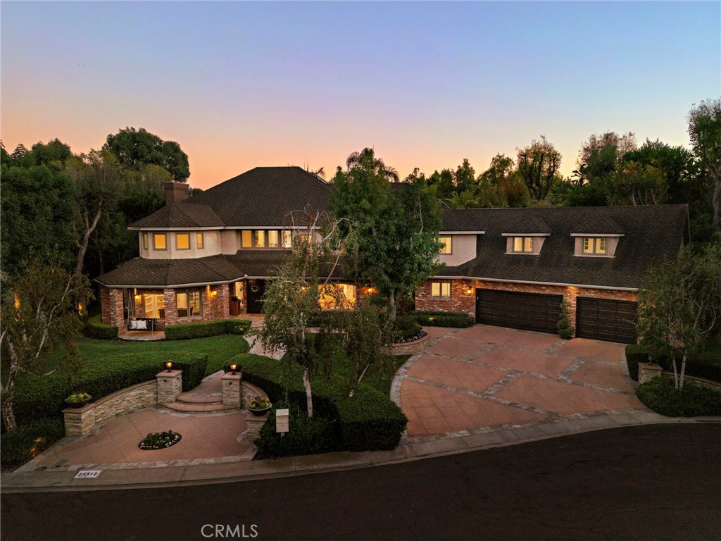 25512 Saddle Rock Place