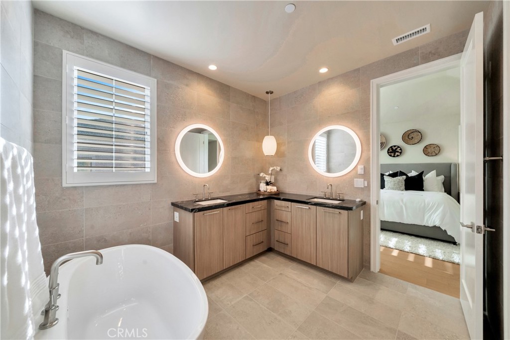 111 Linda Vista