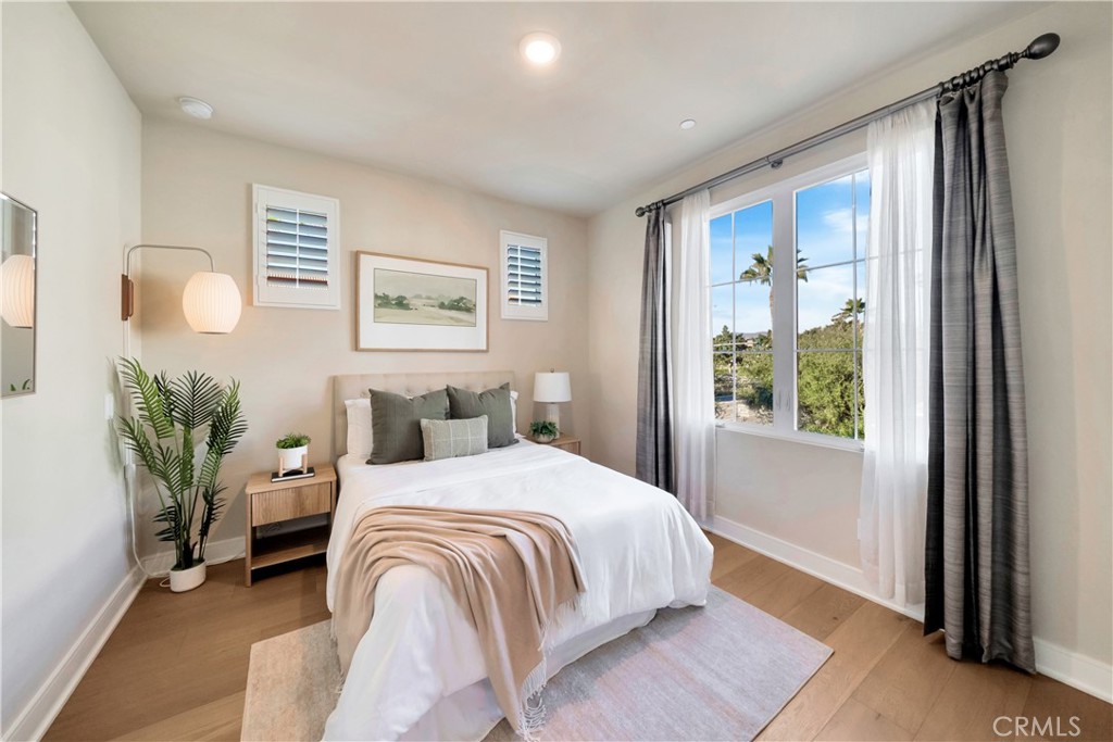 111 Linda Vista