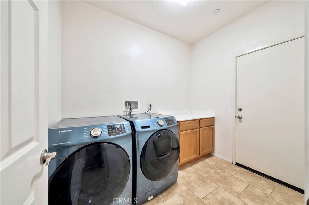 15427 Park Point 102