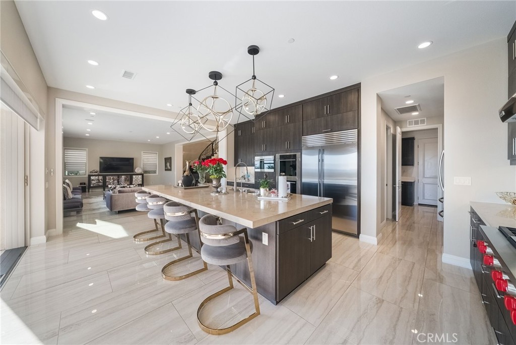 1132 Summit Oak