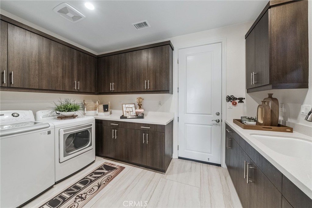 1132 Summit Oak