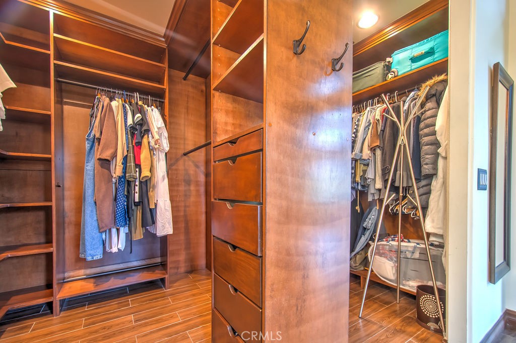 56 Monserrat Place