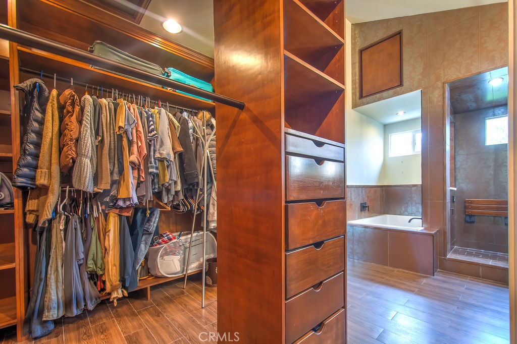 56 Monserrat Place