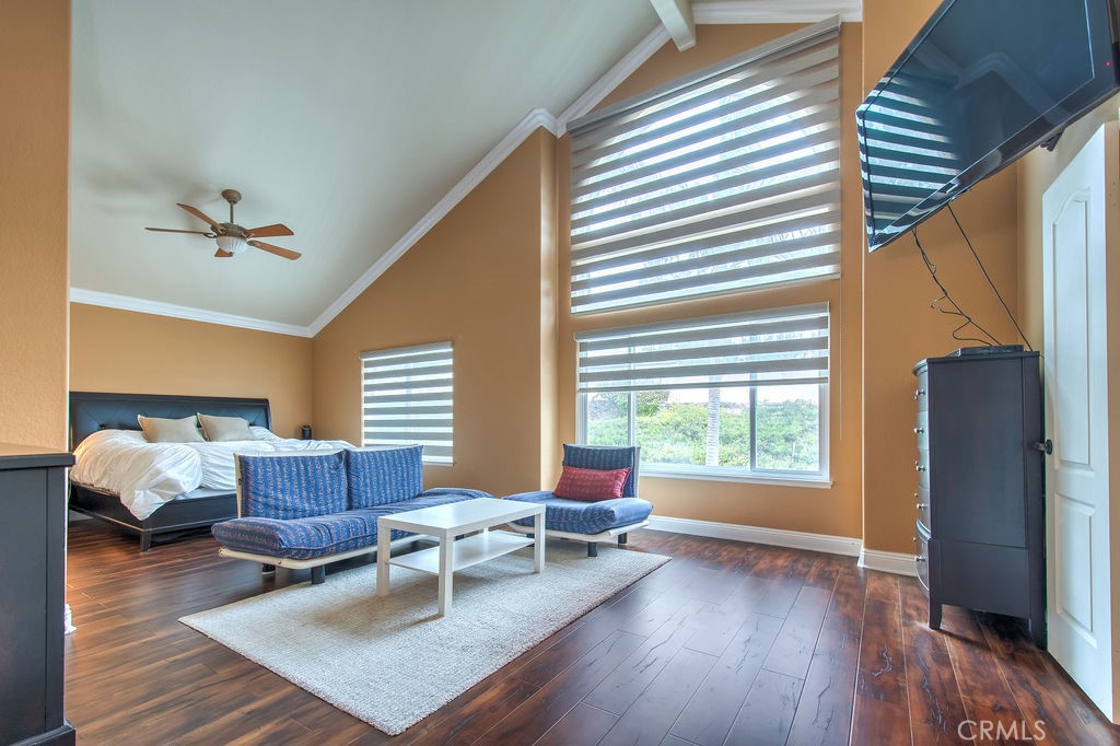 56 Monserrat Place