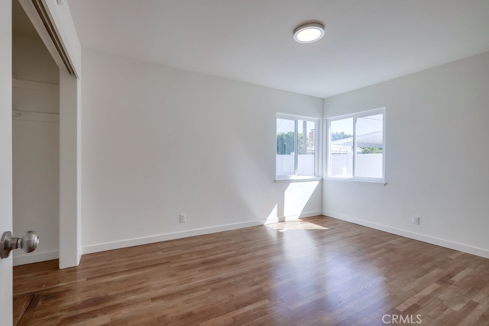 1461 W Flower Avenue