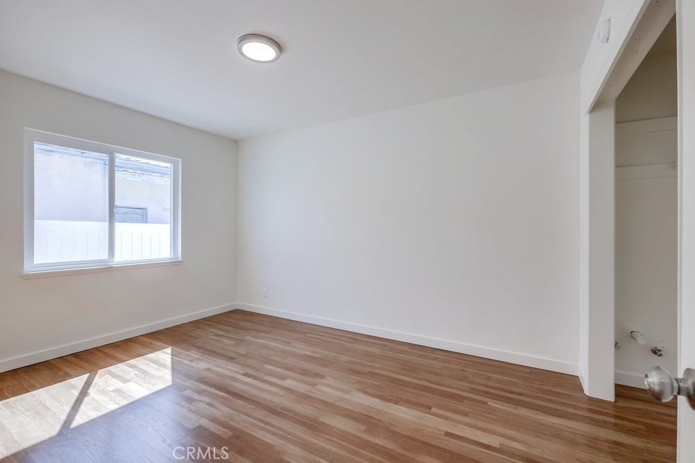 1461 W Flower Avenue