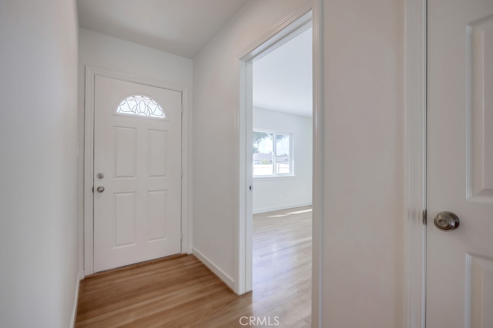 1461 W Flower Avenue