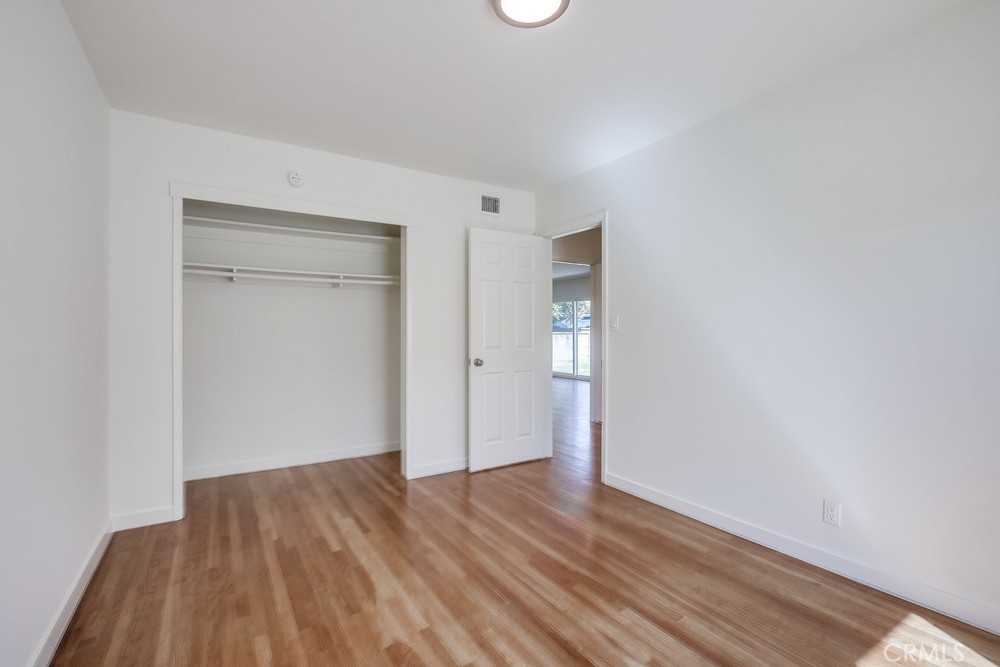 1461 W Flower Avenue