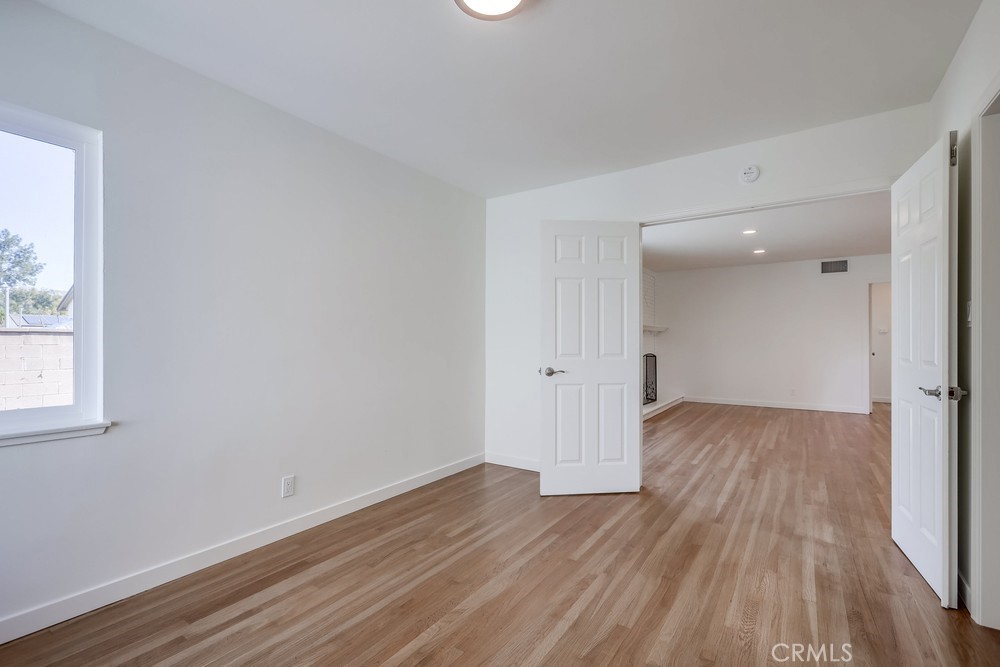 1461 W Flower Avenue