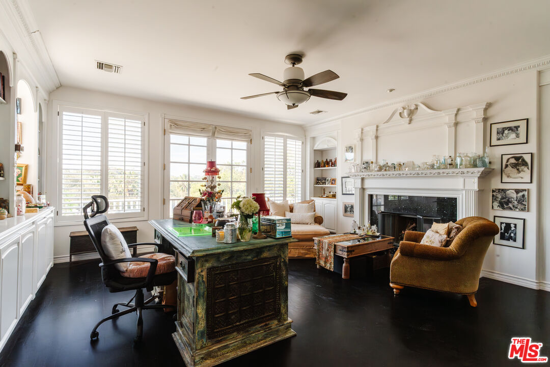 4244 Balcony Dr