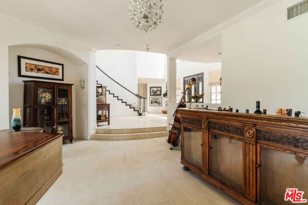 4244 Balcony Dr