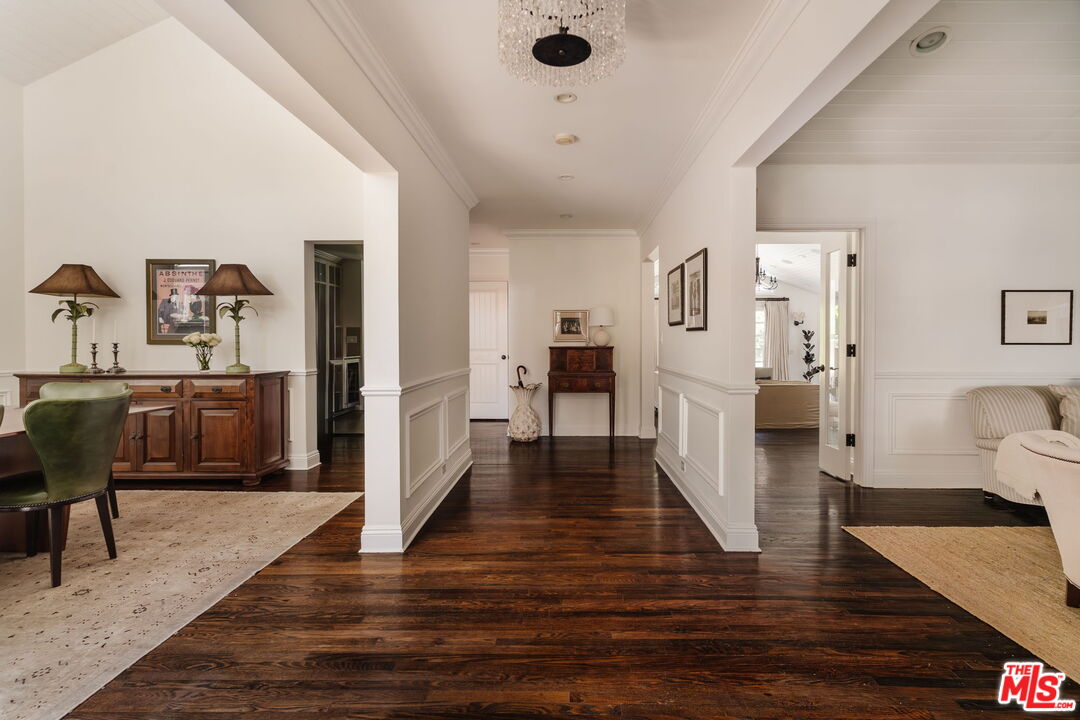 4237 Bluebell Ave