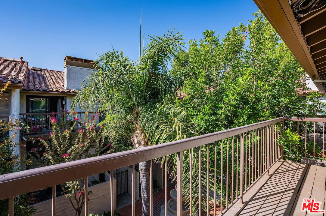 23471 Park Sorrento