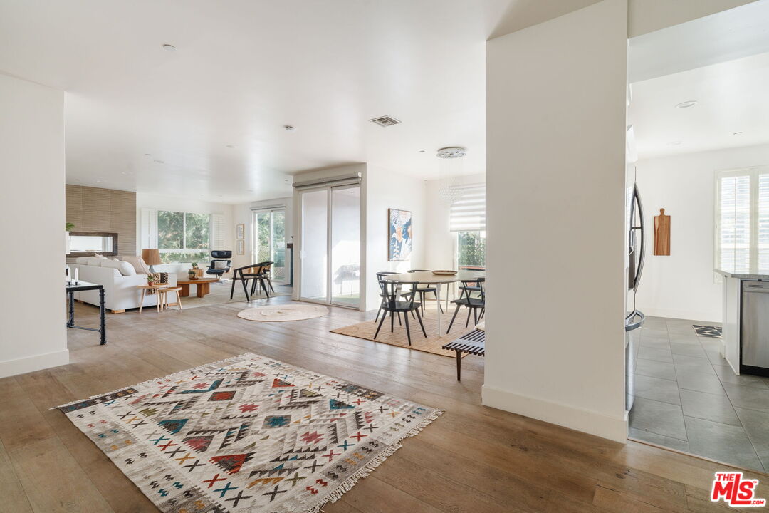 4925 Wilshire Blvd Unit: 103