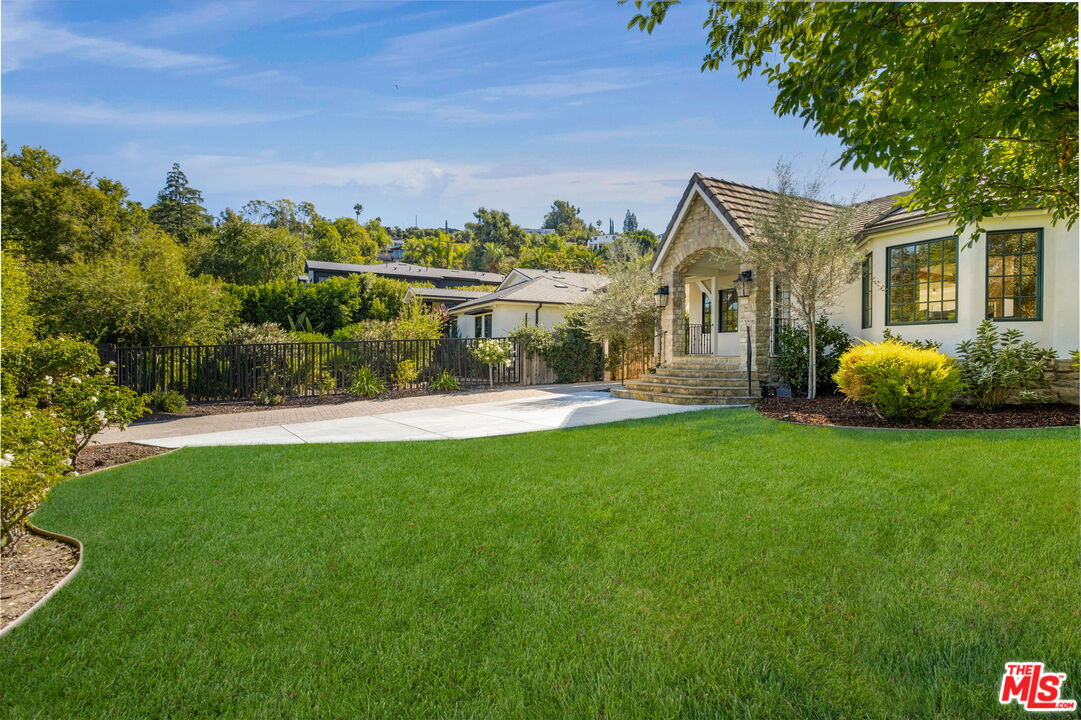 14664 Valley Vista Blvd