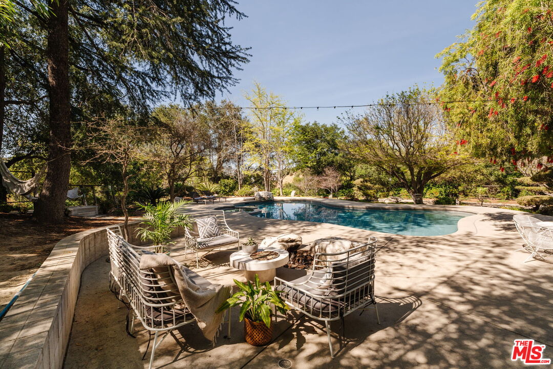 3493 Valley Meadow Rd