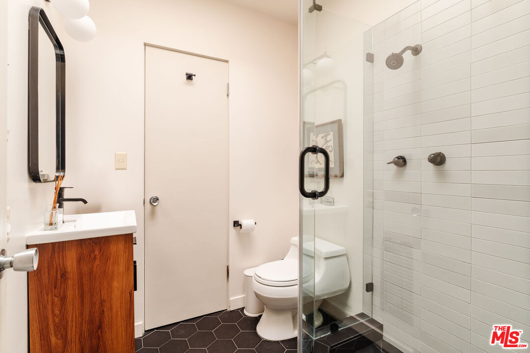 3493 Valley Meadow Rd