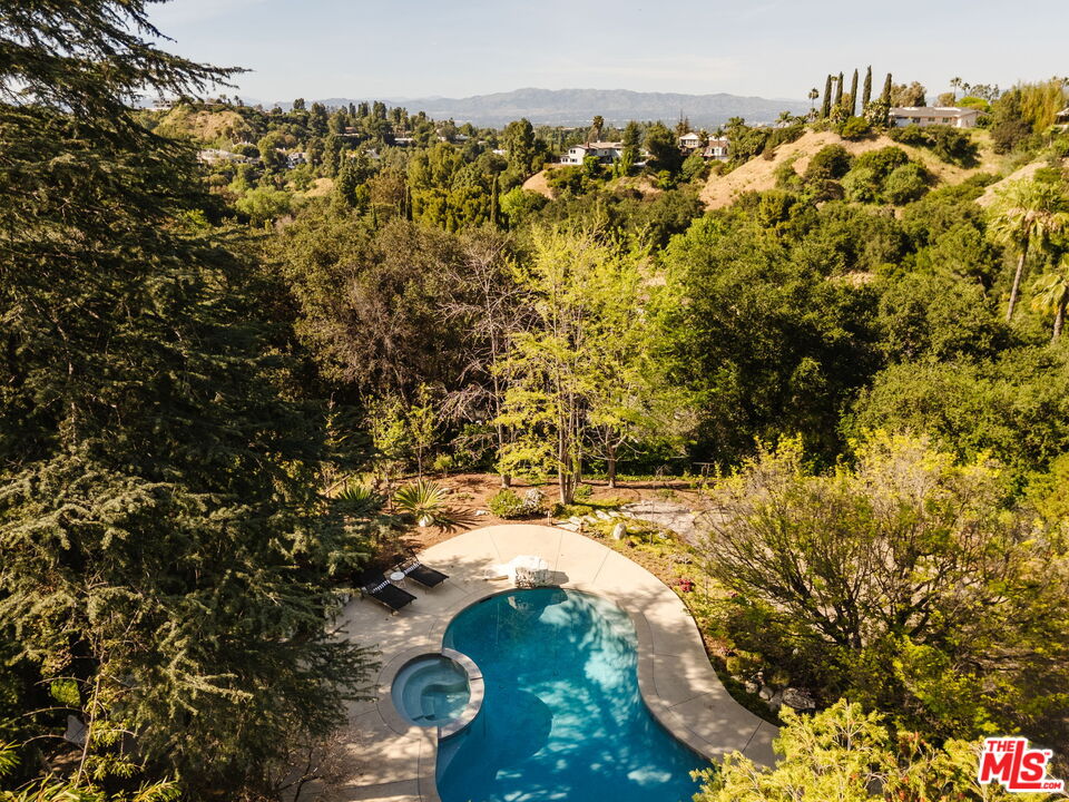 3493 Valley Meadow Rd