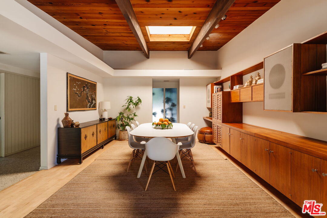 3493 Valley Meadow Rd