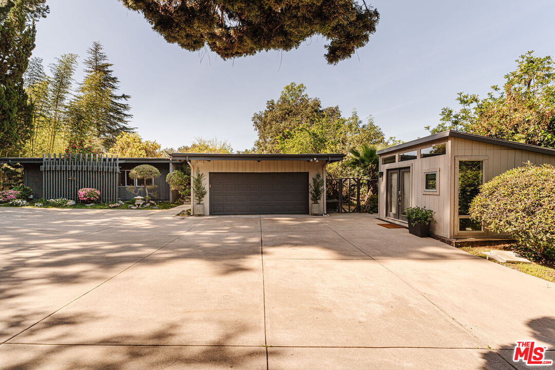 3493 Valley Meadow Rd