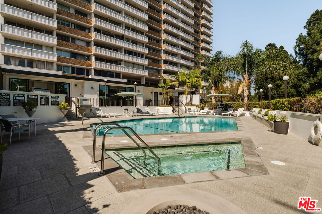8787 Shoreham Dr Unit: 407