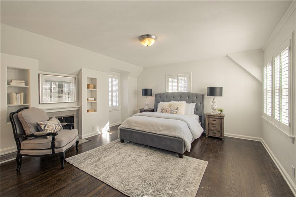 6428 Overbrook Road Ward Residential Kansas City Real Estate Agents