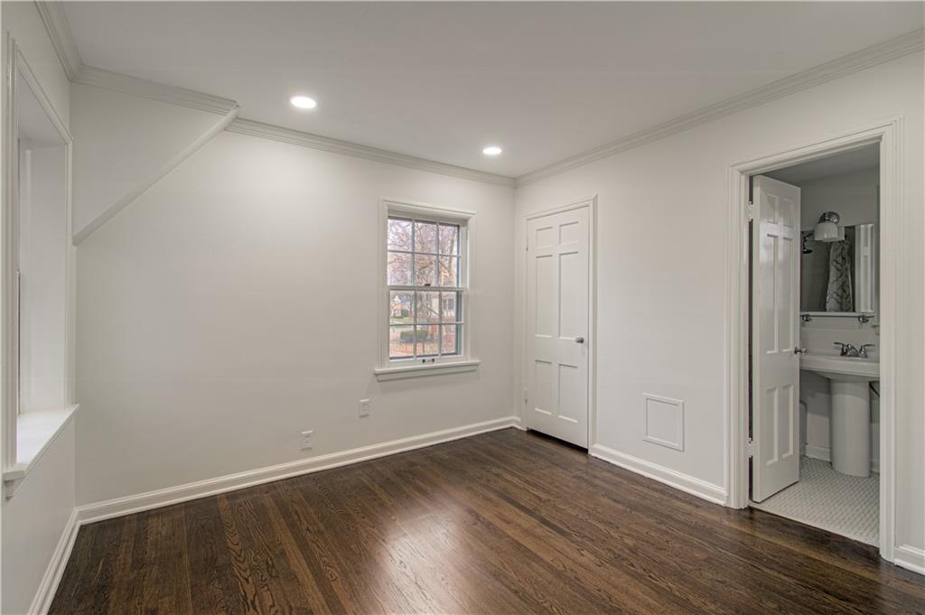 6428 Overbrook Road Ward Residential Kansas City Real Estate Agents